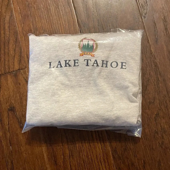 Vintage Lake Tahoe Embroidered Graphic Souvenir Shirt - Picture 8 of 8